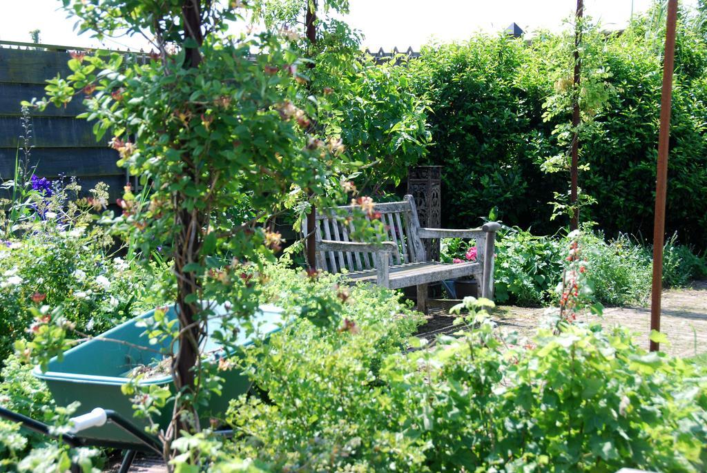 Bed and Breakfast Bed In Waterland Broek in Waterland Zewnętrze zdjęcie